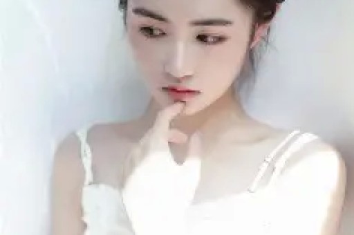 “原生态”假网红错在哪？媒体：假身份到卖假货触犯法律红线