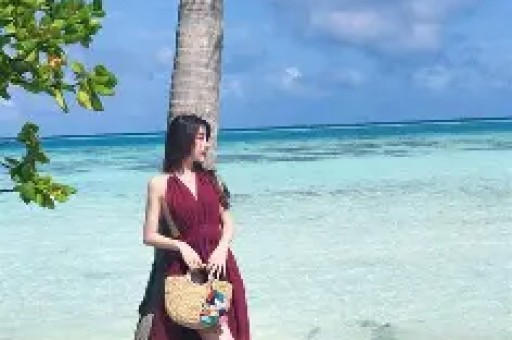 女星张钰事件：为揭秘娱乐圈潜规则收藏20盘录像带波及30位导演